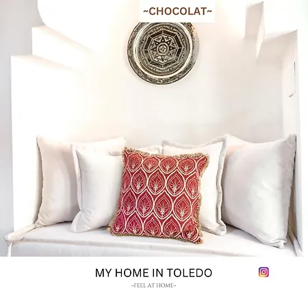 -chocolat- By Myhomeintoledo *